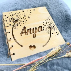 Kinyitható fa képeslap anyák napjára gravírozott verssel