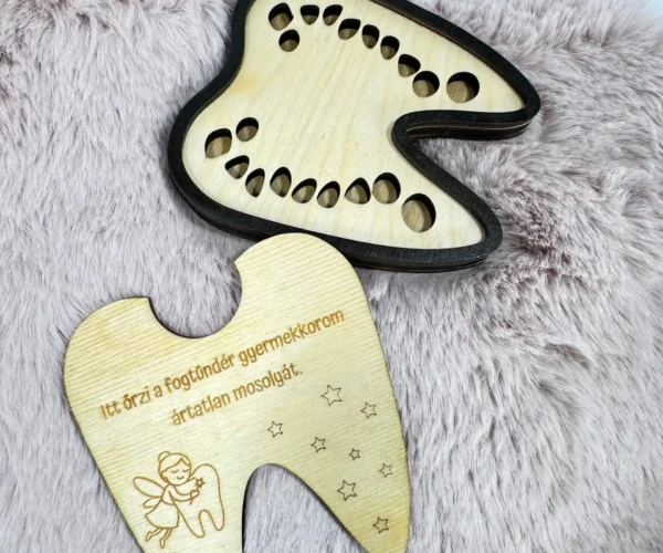 Gravírozott fa tejfogtartó doboz fogtündér mintával