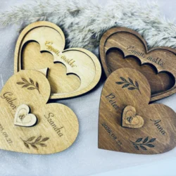 Szív alakú egyedi fa gyűrűtartó